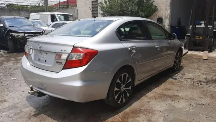 Honda Civic 2.0 2012 Motor Capo Farol Lanterna Parachoque Porta Airbag Sucata