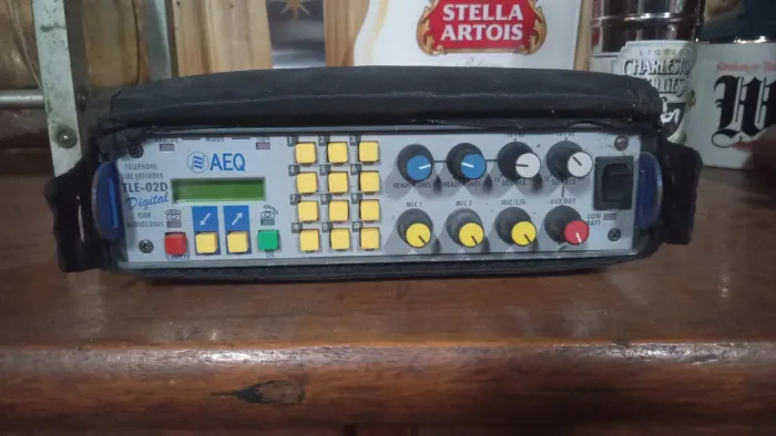 Telefone digital híbrido AEQ tle-02 