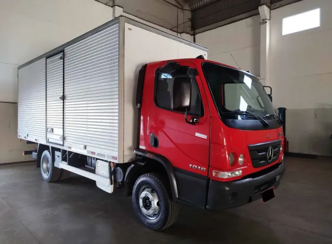 Mercedes-Benz Accelo 1016 