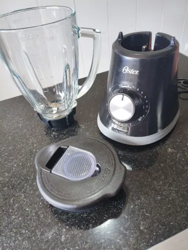 Oster All Metal Drive Copo de Vidro