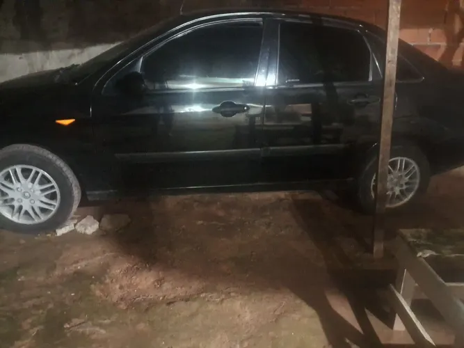 Ford Focus Sedan 2.0 16v/2.0 16V Flex 4P 2002