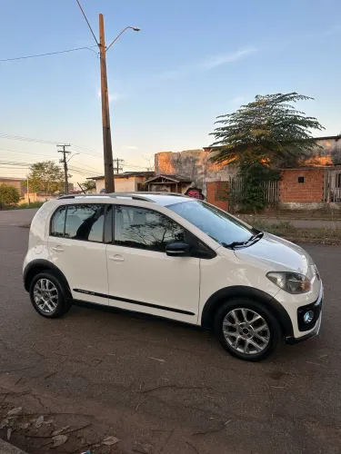 Volkswagen Up! Cross 1.0 T. Flex 12V 5P 2015