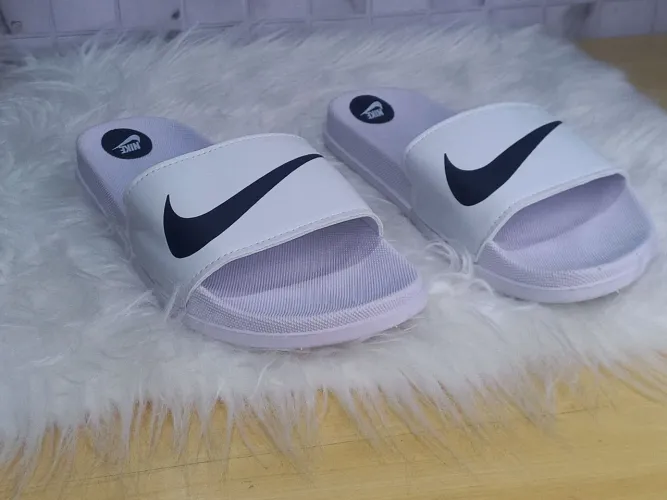 Chinelo Slide Nike