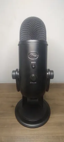 Microfone condensador BLUE YETI