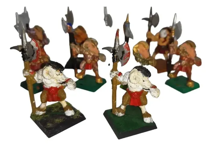 Figuras Fantasticas De Warhammer Montadas (Usado)