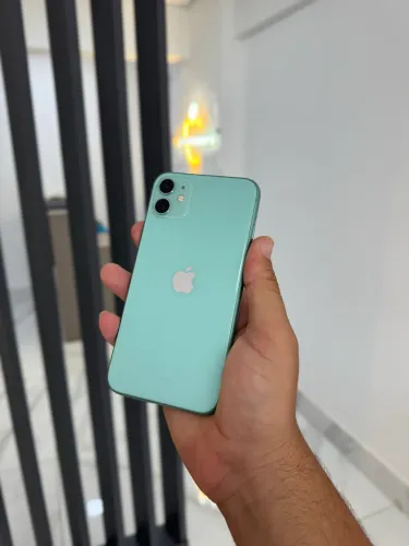 IPHONE 11 64 GIGAS COMPLETO