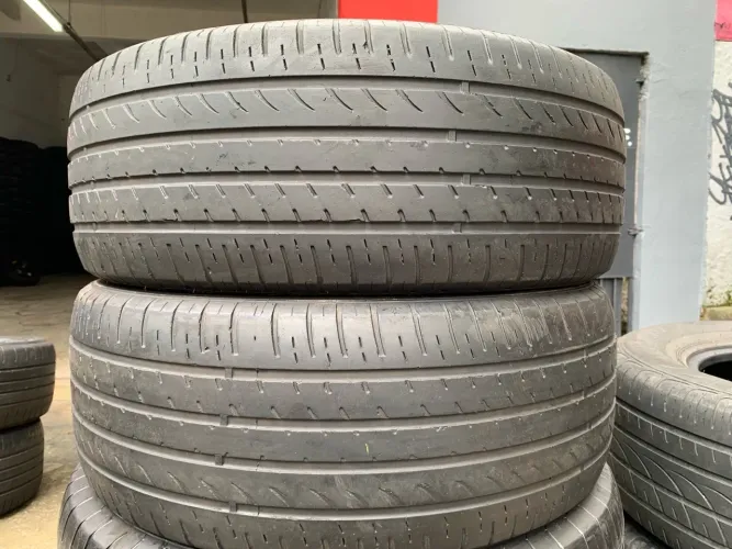 Pneus 235/55/18 por 450$ os 2 Goform meia vida original