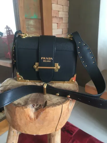 Bolsa Prada, Cahier, pouco usada.