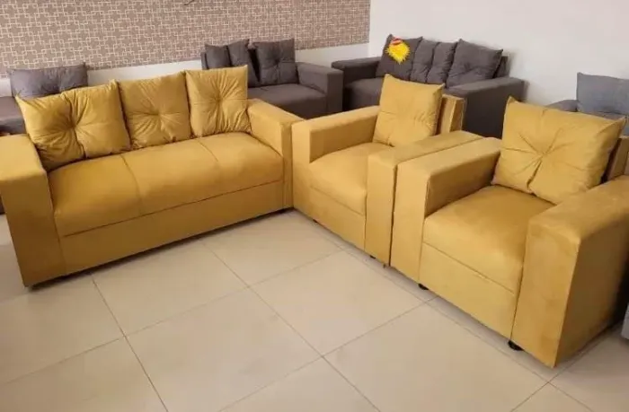 SOFÁ DE FÁBRICA / 3 LUGARES E DUAS POLTRONAS