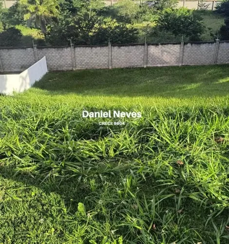 Lotes à Venda no condomínio Alphaville LN 2! Valor de venda: R$ 360.000,00. Metragem 394 m
