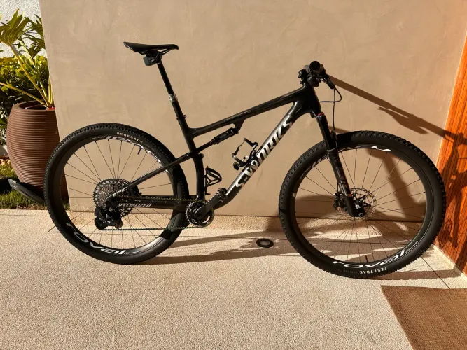 Specialized S-Works Epic full opcionais. Tam: L