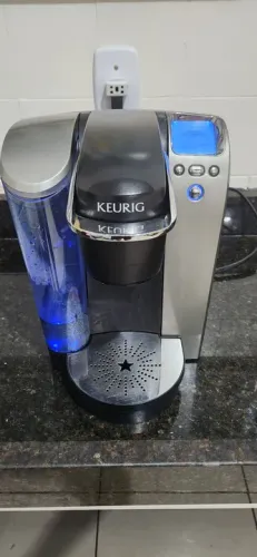 Cafeteira digital Keurig B 70 novíssima!