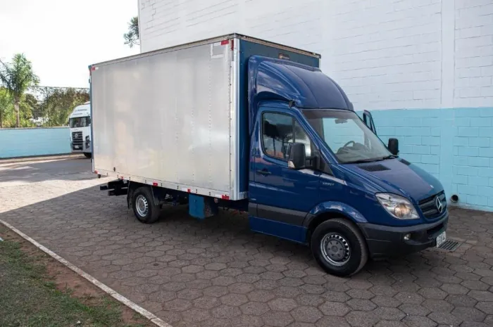 MB Sprinter 313cdi Baú 2014
