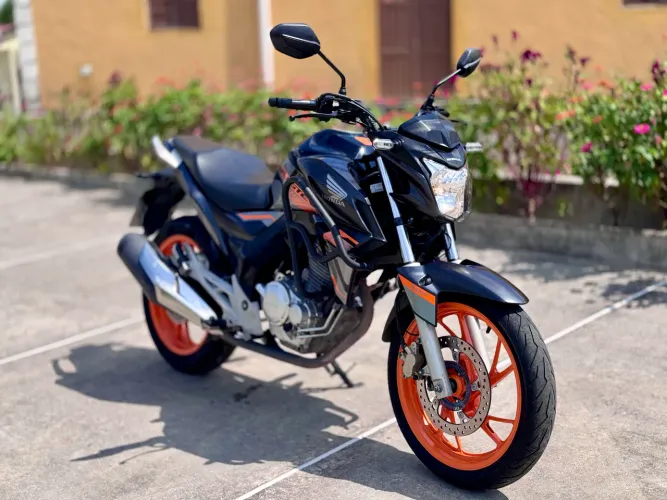 VENDO MOTO - HONDA CB 250F TWISTER ABS (VERSÃO ESPECIAL)