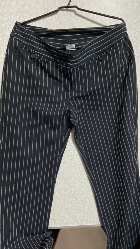 Calça social preta com listras