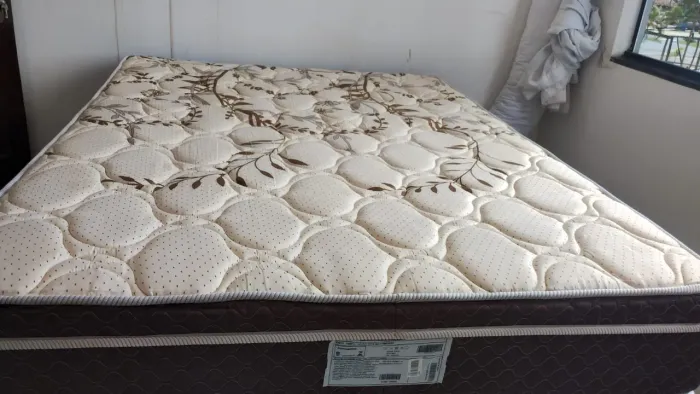 Cama Box Casal - Colchão + Base
