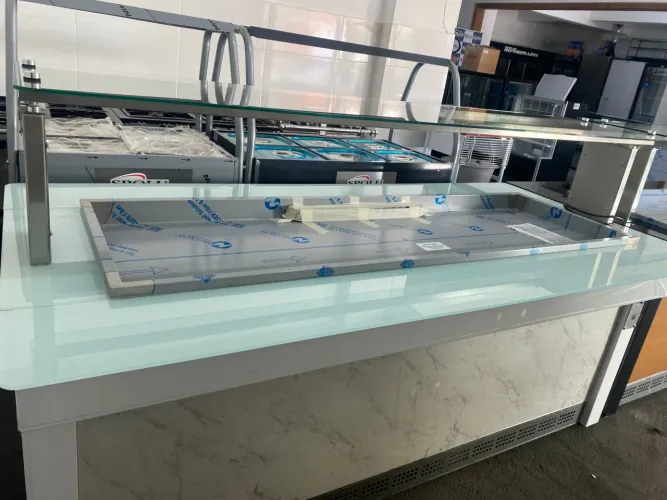 NZ. Buffet REFRIGERADO 2 metros GELOPAR