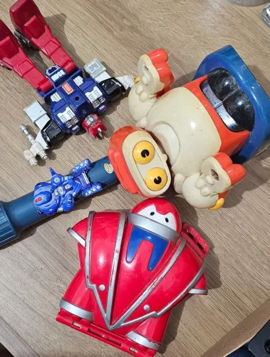 Lote brinquedo antigo sucata