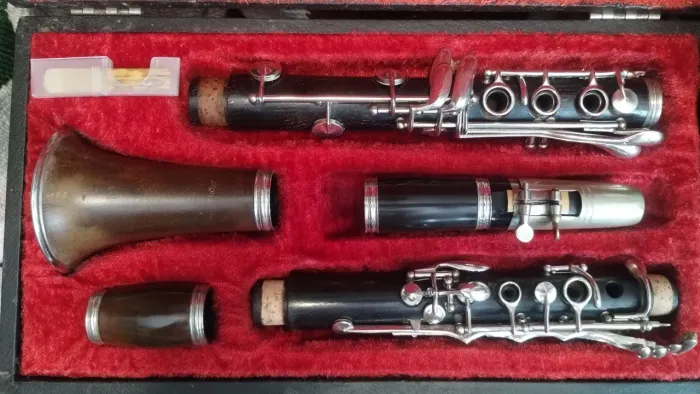Clarinete Lignatone em ótimo estado
