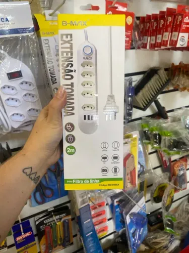 Extensão Tomada Inteligente 5 Tomadas com Filtro de Linha