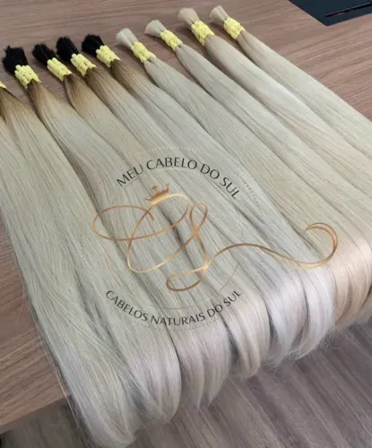 Cabelos Brasileiros - novo -Loiro Pérola 75cm, 100g