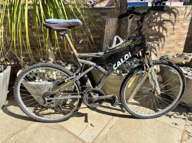 Bicicleta Caloi Off-Road Andes 21 marchas. Para reforma.