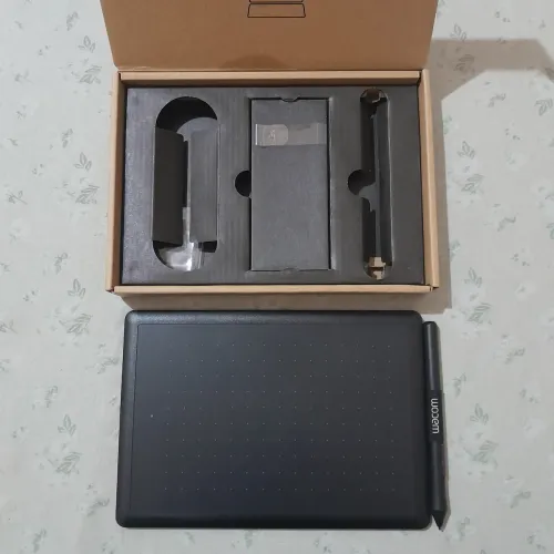 Mesa digitalizadora One by Wacom Small