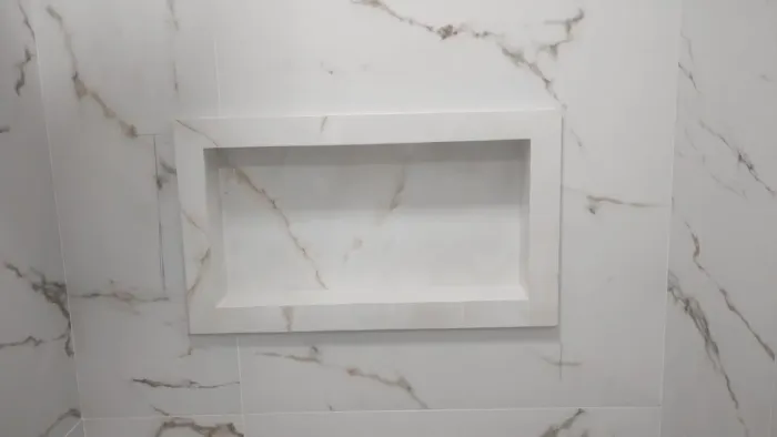 Nicho para banheiro em porcelanato onix