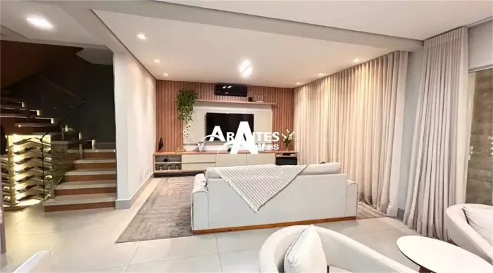 Casa em Condomínio com 200m² à venda no Village Paradiso 2