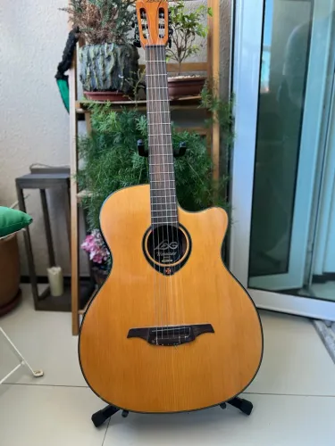 Violão nylon LAG tramontane tn66ace