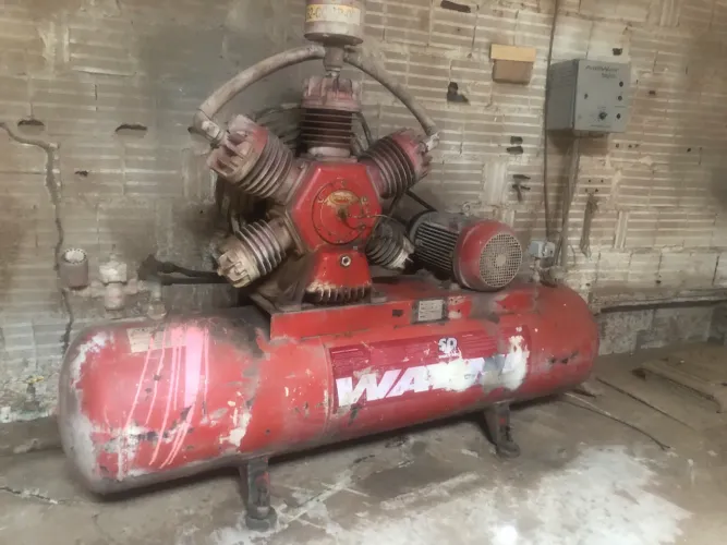 VENDO COMPRESSOR DE AR Wayne 5 CABEÇAS TODO STANDARD 