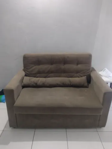 Vende-se Sofá 2 lugares ( Bom Estado )
