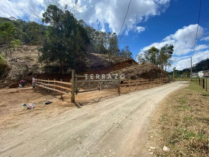 Terreno à venda, Vila Nova - Nova Friburgo/RJ