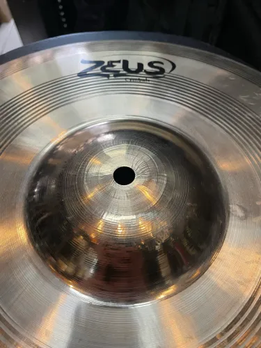 Prato crash Zeus hybrid 16 polegadas liga b20