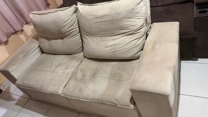 Sofá retrátil e reclinável 2 lugares