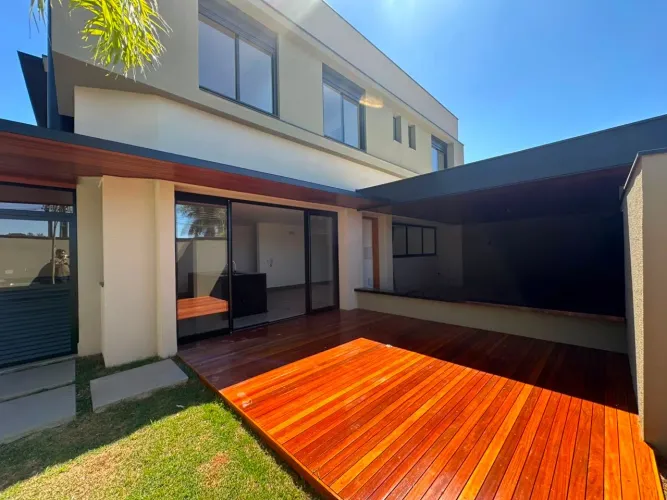 Sobrado com 3 dormitórios à venda, 188 m² por R$ 1.295.000 - Jardim Burle Marx - Londrina/