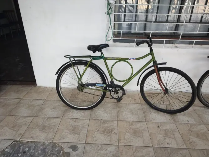 Bicicleta Monark original verde freio no pé