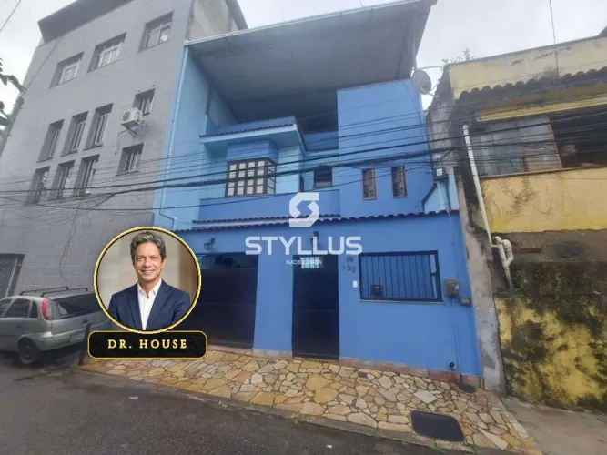 Casa Duplex Espaçosa com 5 Quartos em Condomínio em Bonsucesso! M55O