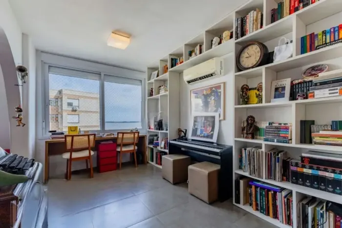 Apartamento 2 quartos, suíte, reformado e com mobília no Bairro Vila Assunção