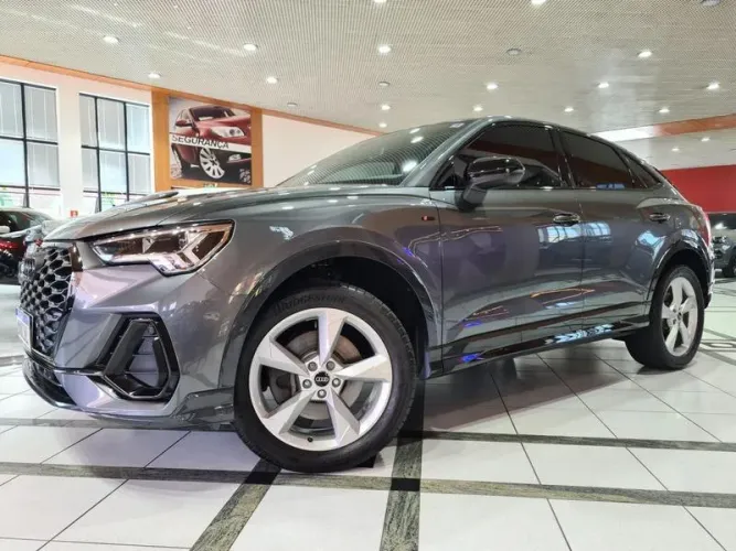 Audi Q3 Performance 2.0 TFSI Tiptr. Quattro 2023