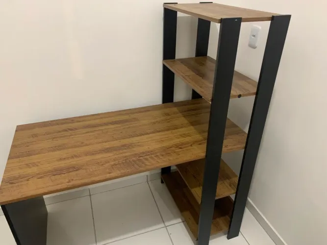 Mesa + estante