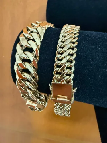 Pulseira Groumet e Lacraia de ouro 27.15g 18k procedência garantia eterna