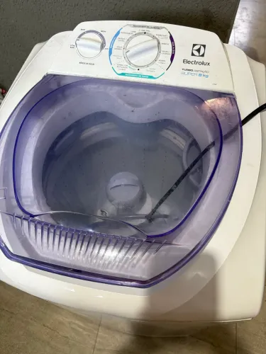 Máquina a venda.