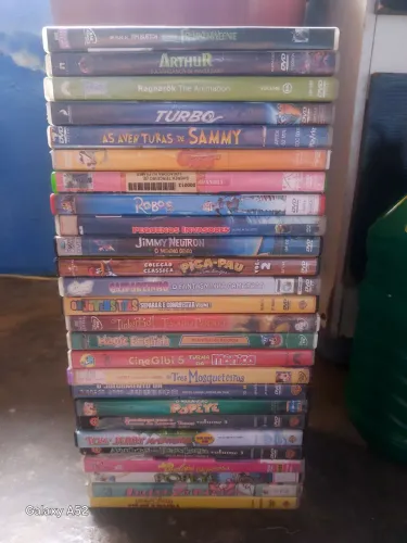 VENDO DVDS INFANTIL 