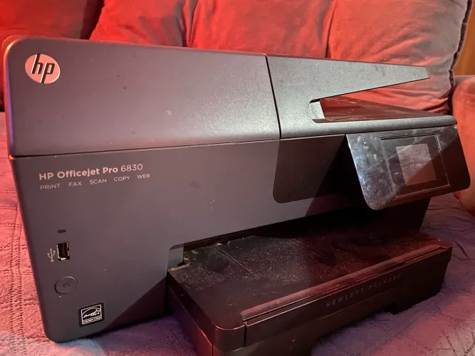 **HP OfficeJet Pro 6830 Multifuncional Wi-Fi - Impressora, Scanner e Copiadora**
