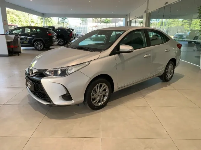 Toyota Yaris XS Sedan 1.5 Flex 16V 4P Aut. 2024