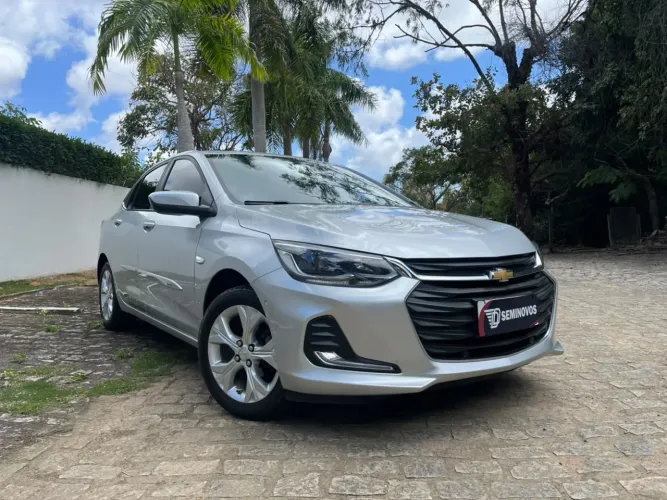 Chevrolet Onix Plus Premier Midnight 1.0 12V TB Flex Aut. 4P 2020