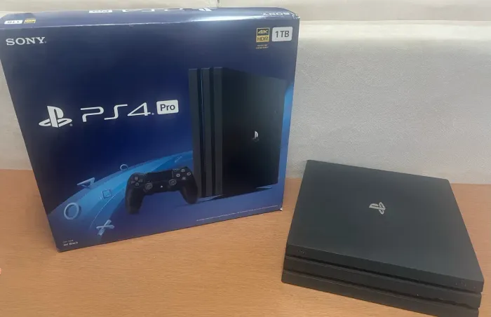 Vendo PS4 PRO 1TB
