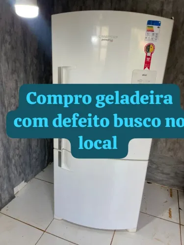 Geladeira com defeito.