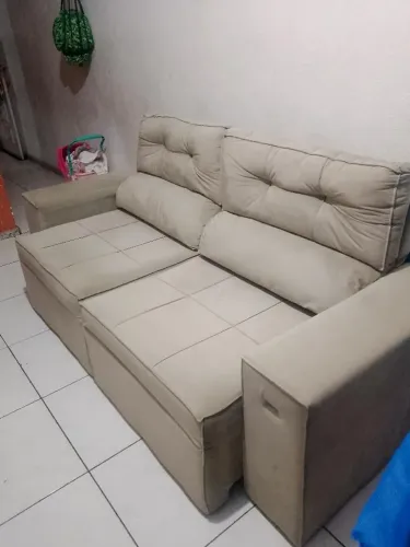 SOFA CAMA NOVO PRA VENDER NADA DE DEFEITO MOTIVO DA VENDA Q EU VOU SE MUDAR